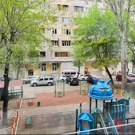 Apart House In Centr Koghbaci Strit Yerevan Luaran gambar