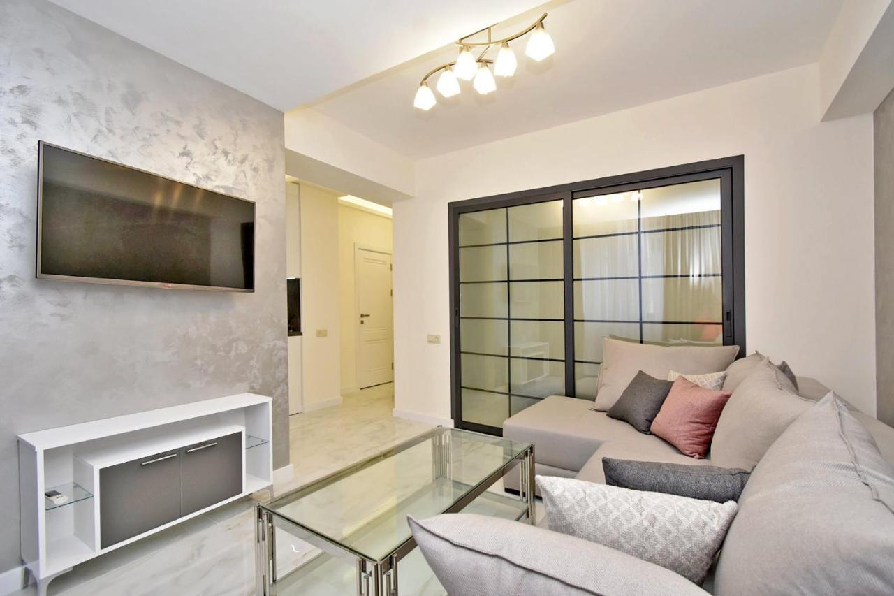 Apart House In Centr Koghbaci Strit Yerevan Luaran gambar