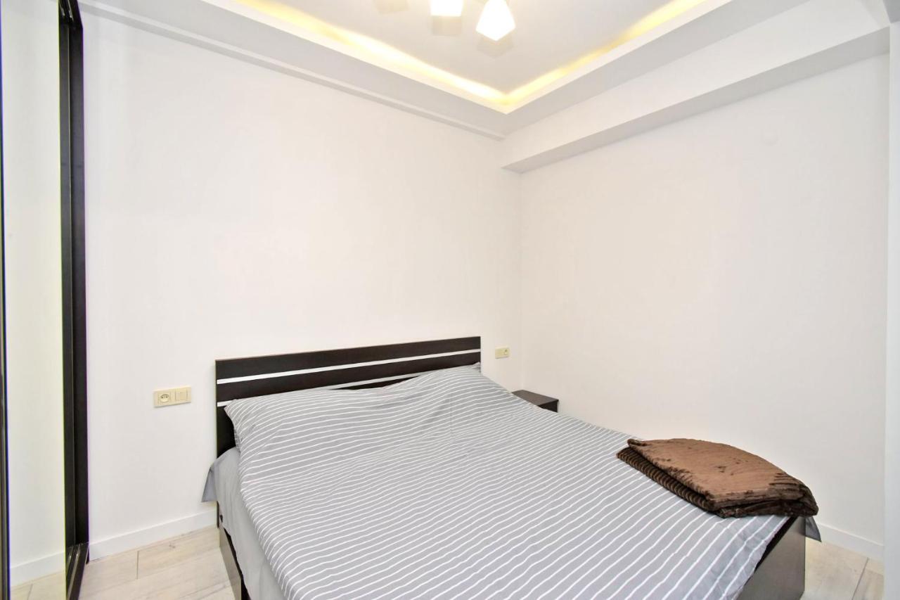 Apart House In Centr Koghbaci Strit Yerevan Luaran gambar