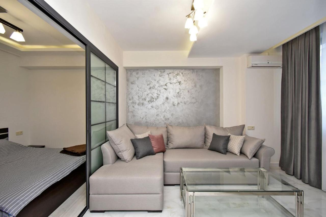Apart House In Centr Koghbaci Strit Yerevan Luaran gambar