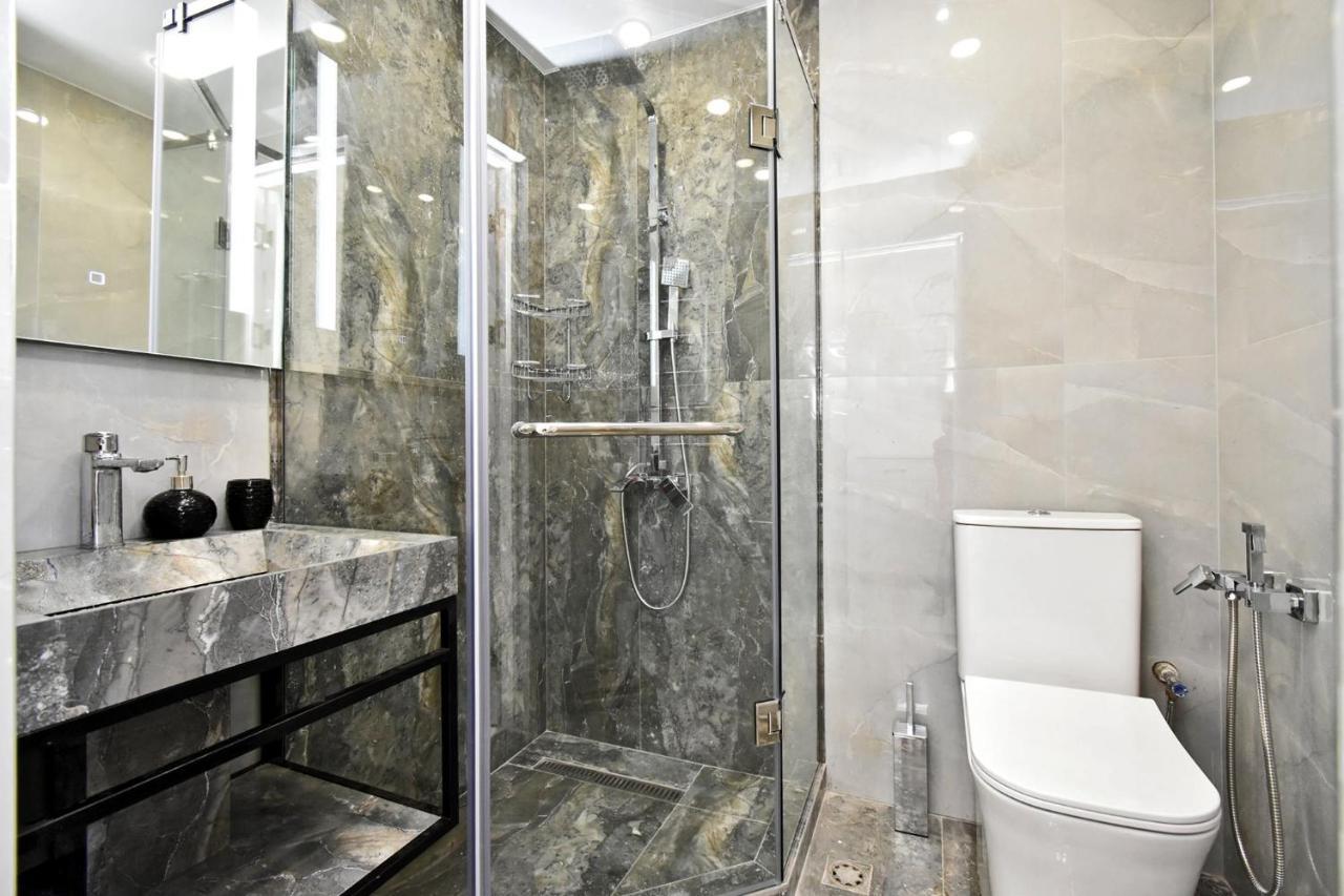Apart House In Centr Koghbaci Strit Yerevan Luaran gambar